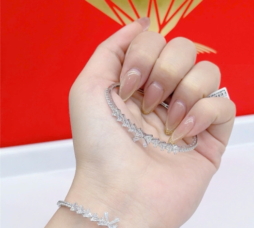 Vàng 610 Mẫu Trắng 7