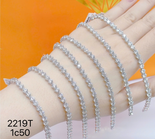 Lắc Đúc 610 Mẫu Trắng 7