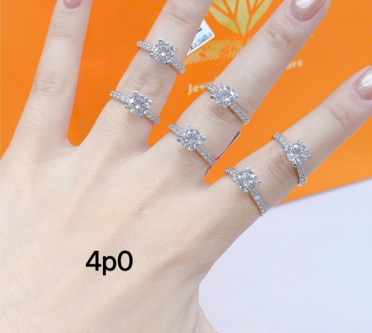 Nhẫn 610 Mẫu Trắng 45