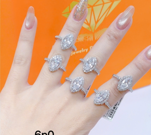 Nhẫn 610 Mẫu Trắng 48