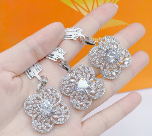 Bông Tai Vàng 610 Mẫu Trắng 11