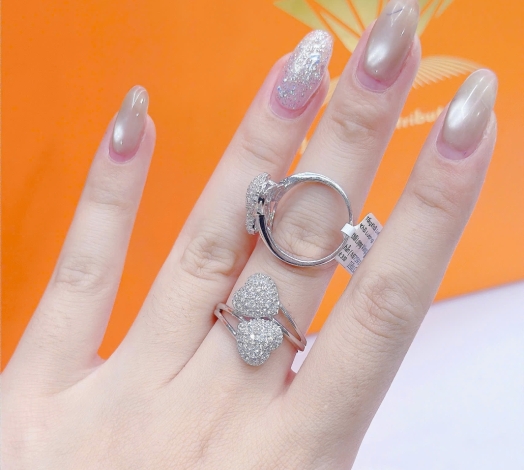 Nhẫn 610 Mẫu Trắng 72