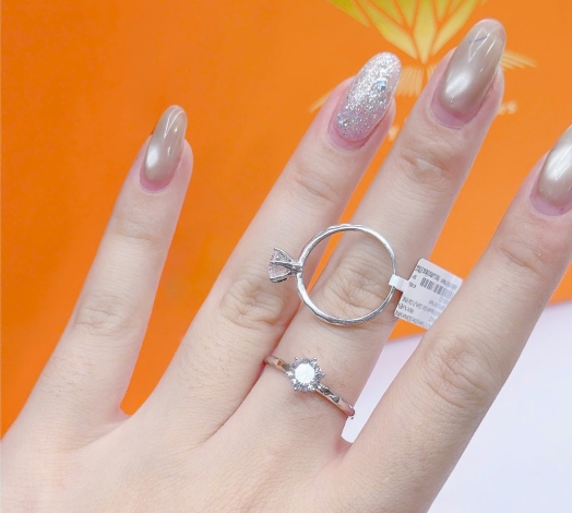 Nhẫn 610 Mẫu Trắng 74