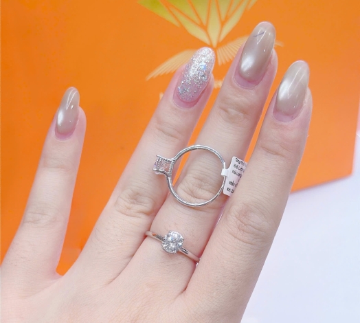 Nhẫn 610 Mẫu Trắng 80